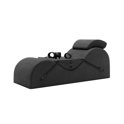 Esse Chaise.
