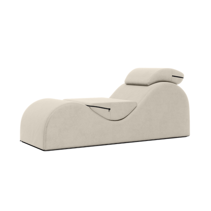 Esse Chaise.