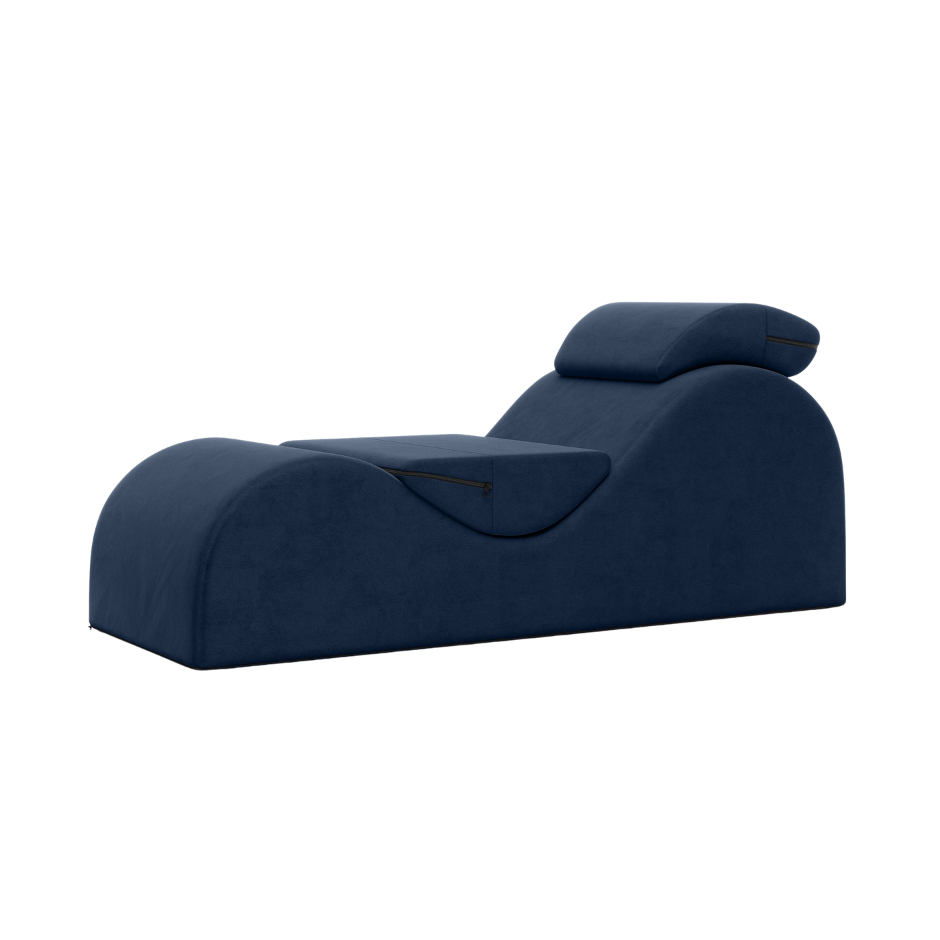 Esse Chaise.