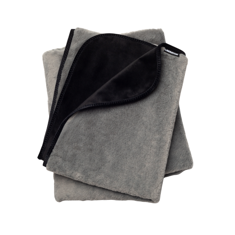 Fascinator Throw – Faux Fur.