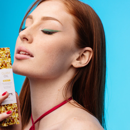 Glam Oil with Glitter.